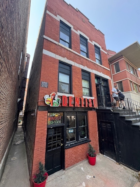 1511 W TAYLOR Street