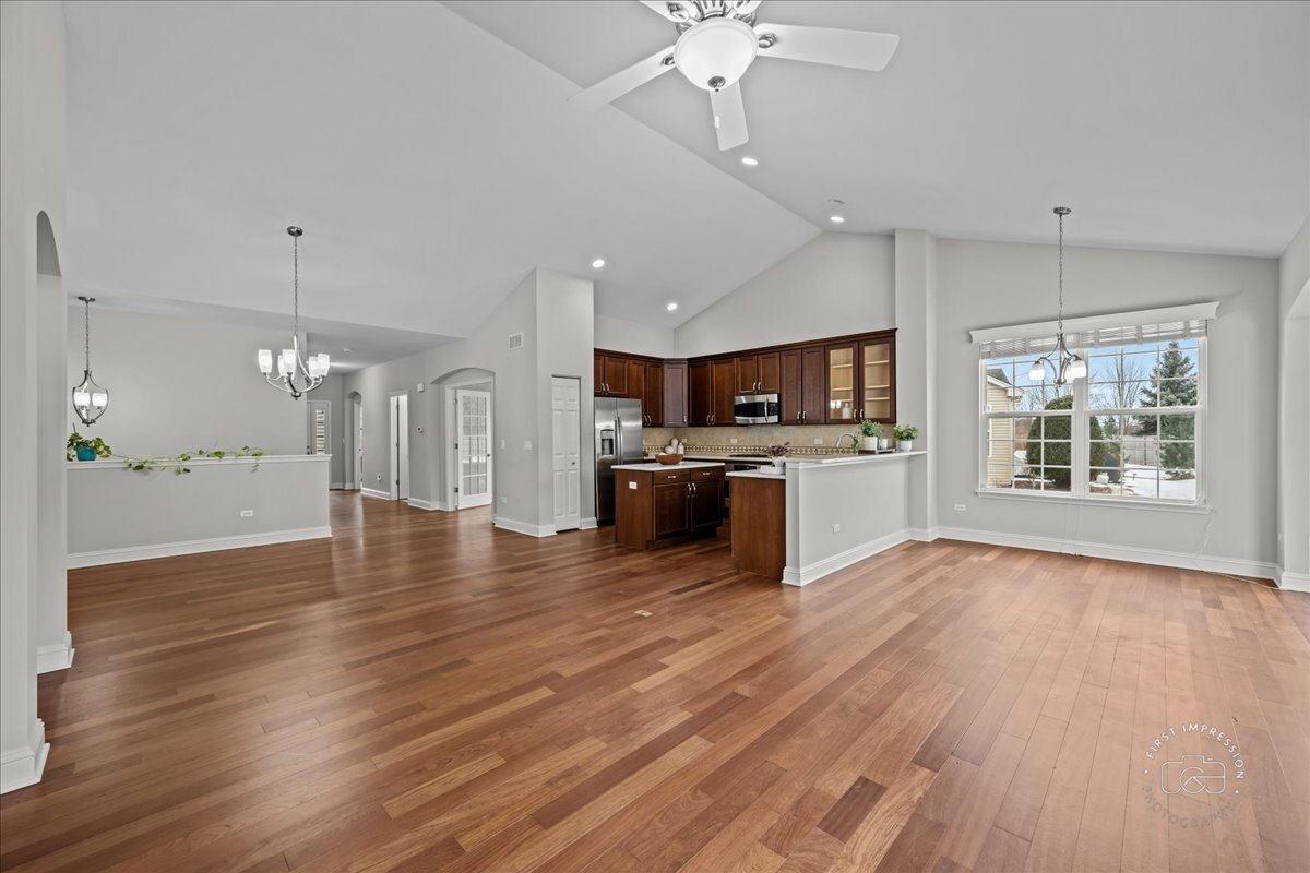 2843 Hillcrest Circle