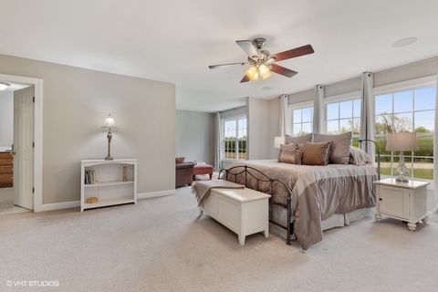 Tiny photo for Crystal Lake, IL 60014 (MLS # 12516108)