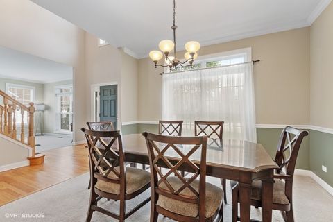 Tiny photo for Crystal Lake, IL 60014 (MLS # 12516108)