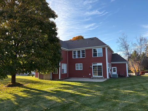 Tiny photo for Crystal Lake, IL 60014 (MLS # 12516108)