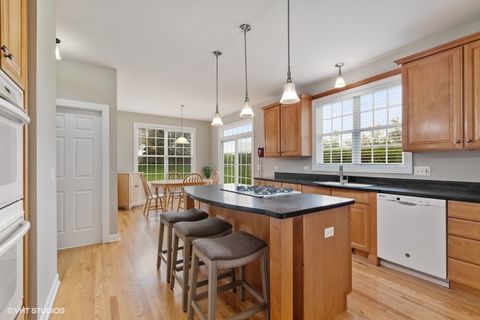 Tiny photo for Crystal Lake, IL 60014 (MLS # 12516108)