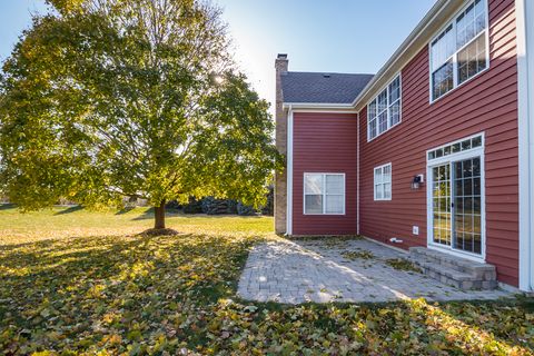 Tiny photo for Crystal Lake, IL 60014 (MLS # 12516108)