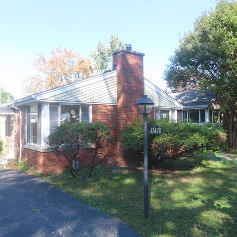 Tiny photo for 11438 S Maplewood Avenue, Chicago, IL 60655 (MLS # 12485469)