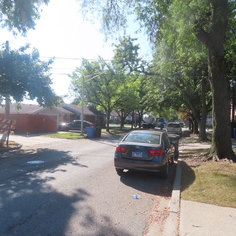 Tiny photo for 11438 S Maplewood Avenue, Chicago, IL 60655 (MLS # 12485469)