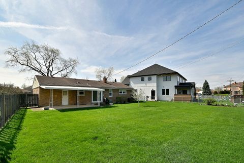 Tiny photo for 8016 W Leland Avenue, Norridge, IL 60706 (MLS # 12617882)