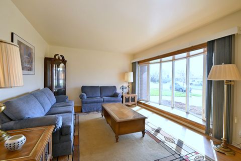 Tiny photo for 8016 W Leland Avenue, Norridge, IL 60706 (MLS # 12617882)