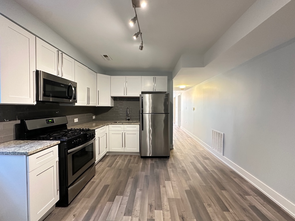4148 W Cermak Road GARDEN