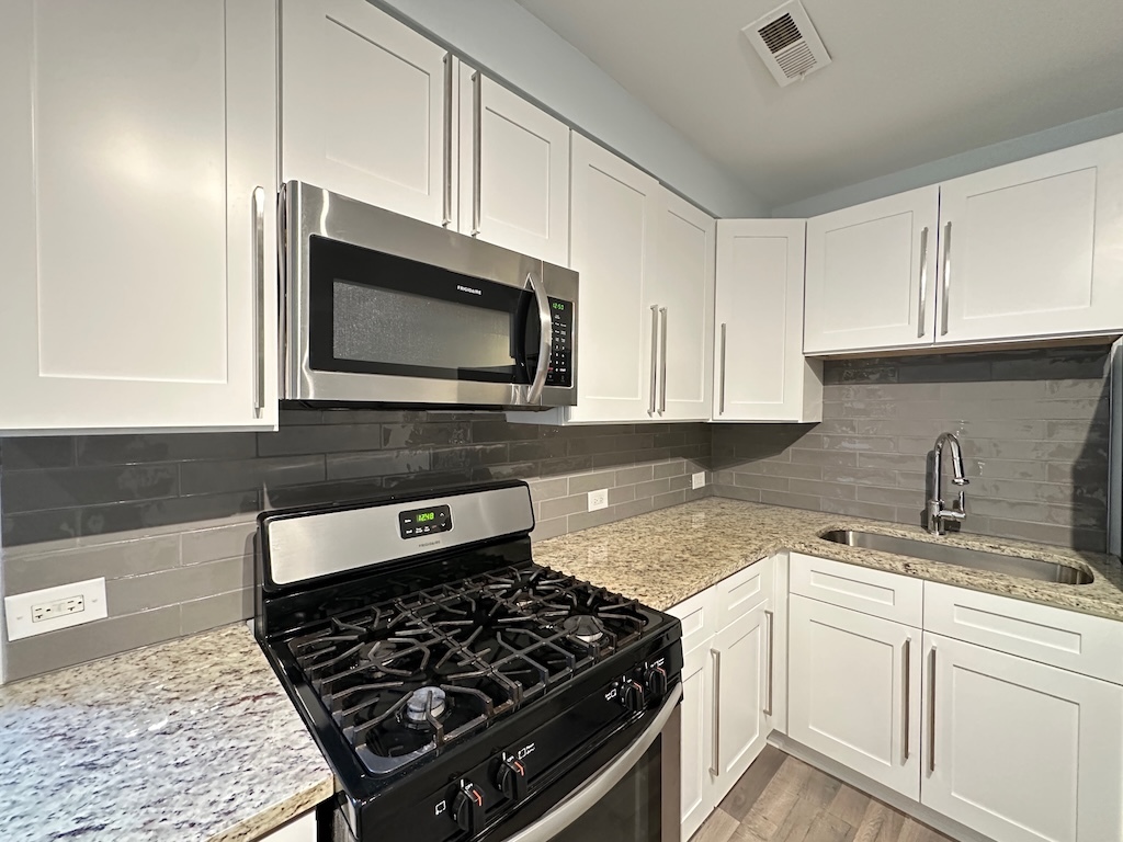 4148 W Cermak Road GARDEN