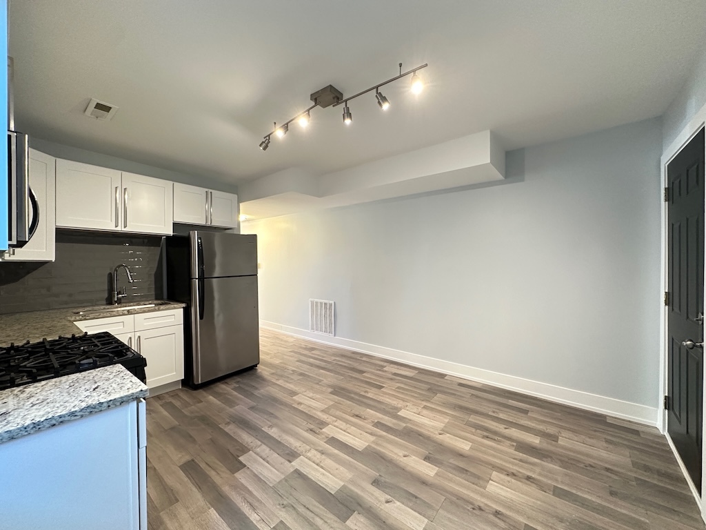 4148 W Cermak Road GARDEN