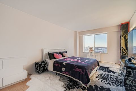 Tiny photo for 7033 N Kedzie Avenue #1004, Chicago, IL 60645 (MLS # 12528850)