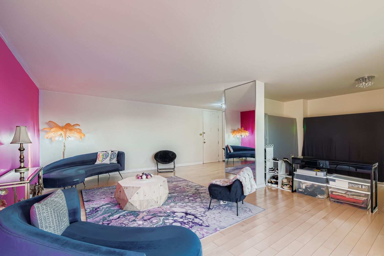 7033 N Kedzie Avenue 1004