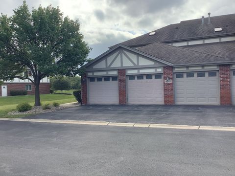 Photo of 6241 MISTY PINES Drive #1, Tinley Park, IL 60477 (MLS # 12519070)