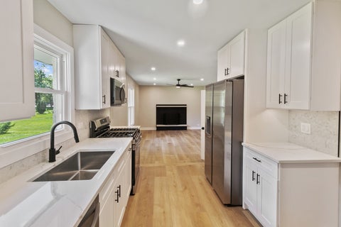 Tiny photo for 7721 Stevens Street, Darien, IL 60561 (MLS # 12743051)
