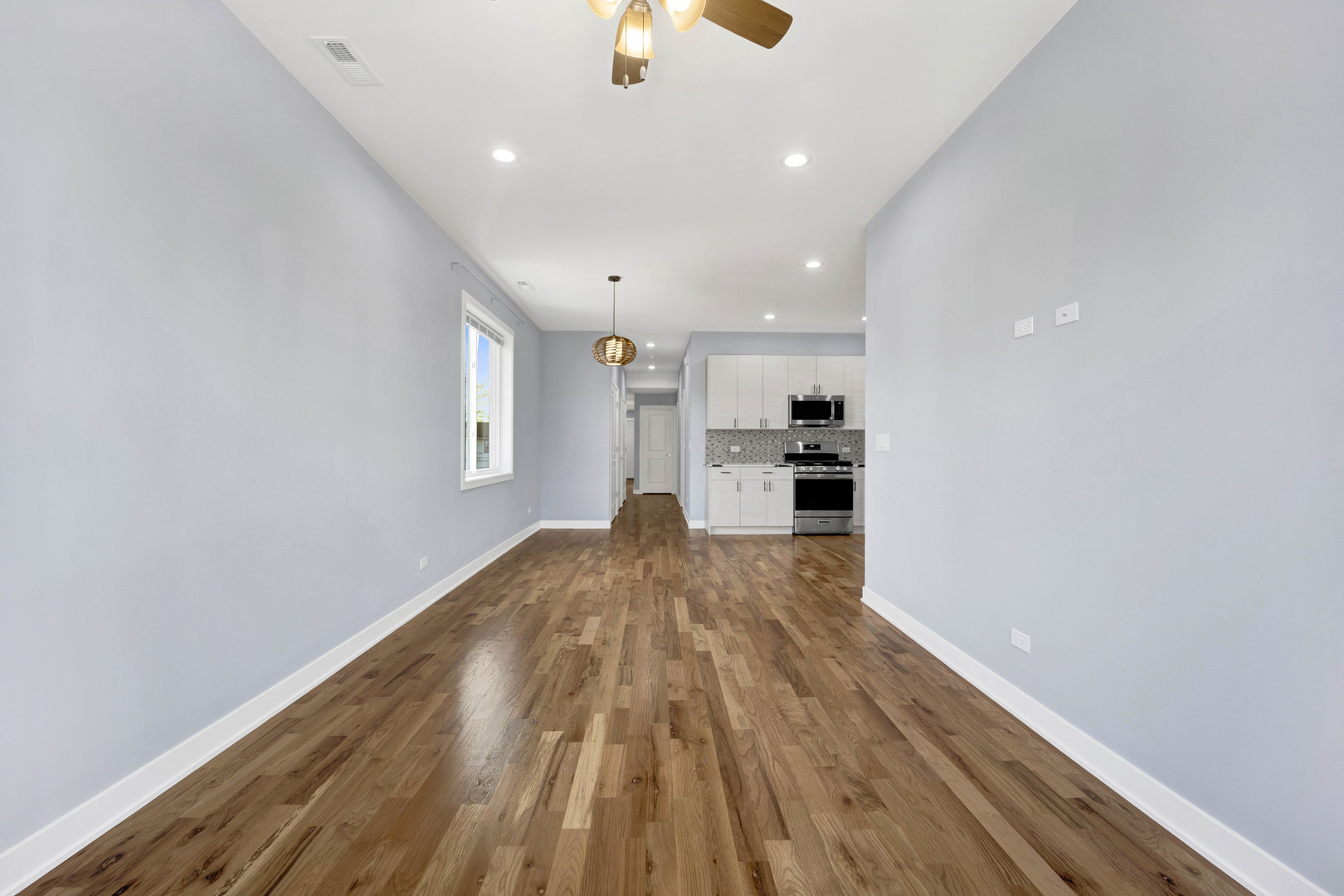 5843 W Corcoran Place