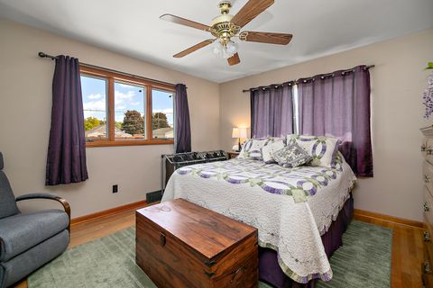 Tiny photo for 154 S Fulton Avenue, Bradley, IL 60915 (MLS # 12428105)
