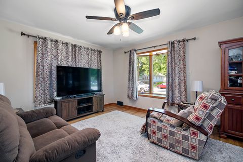 Tiny photo for 154 S Fulton Avenue, Bradley, IL 60915 (MLS # 12428105)