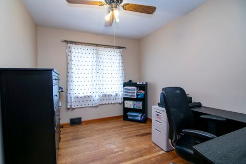 Tiny photo for 154 S Fulton Avenue, Bradley, IL 60915 (MLS # 12428105)