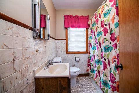 Tiny photo for 154 S Fulton Avenue, Bradley, IL 60915 (MLS # 12428105)