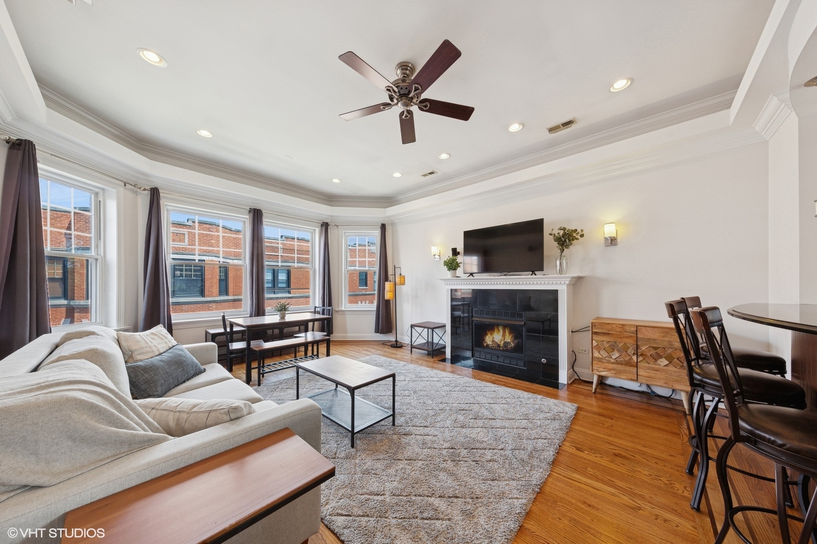 1114 W Pratt Boulevard 3S