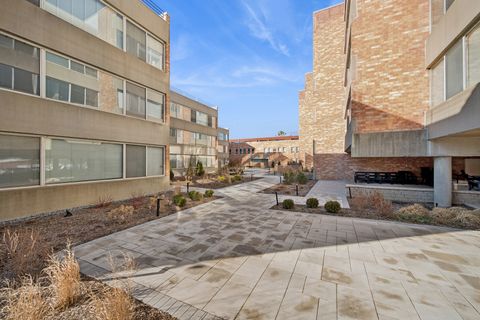 Tiny photo for 2020 ST. JOHNS Avenue #208, Highland Park, IL 60035 (MLS # 12579039)