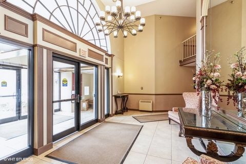 Tiny photo for 509 Aurora Avenue #616, Naperville, IL 60540 (MLS # 12558354)