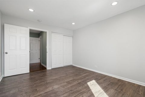 Tiny photo for 5450 Astor Lane #415, Rolling Meadows, IL 60008 (MLS # 12580173)