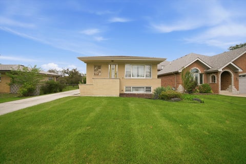 Photo of 6428 W 85 Street, Burbank, IL 60459 (MLS # 12735058)