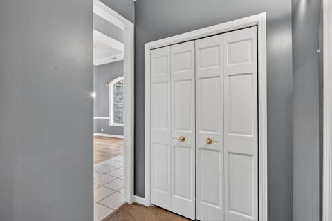 Tiny photo for 412 Rainbow Drive, Sleepy Hollow, IL 60118 (MLS # 12611397)