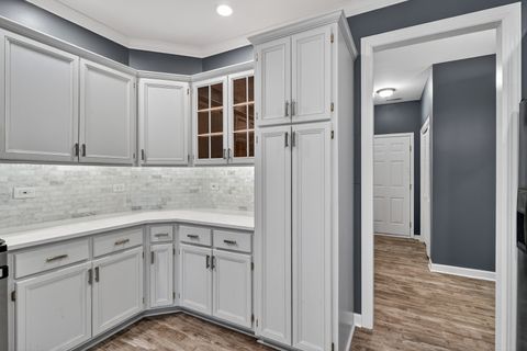 Tiny photo for 412 Rainbow Drive, Sleepy Hollow, IL 60118 (MLS # 12611397)