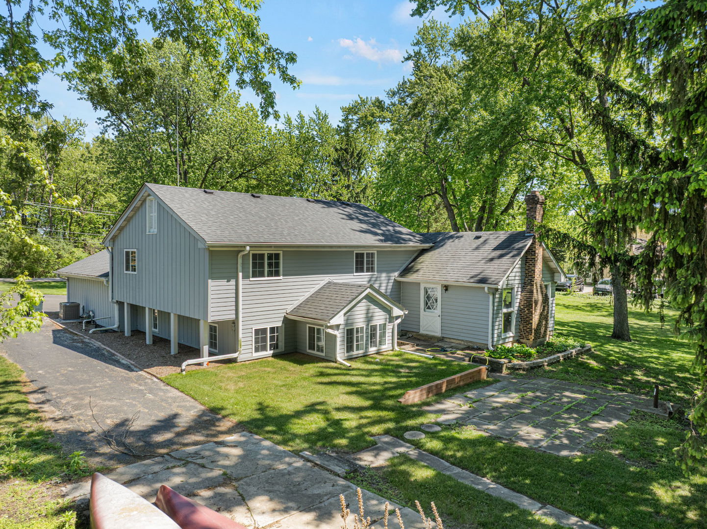 52 Deerpath Road