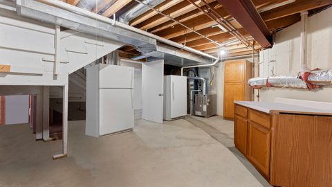 Tiny photo for 2060 Crossing Court, Lombard, IL 60148 (MLS # 12637746)