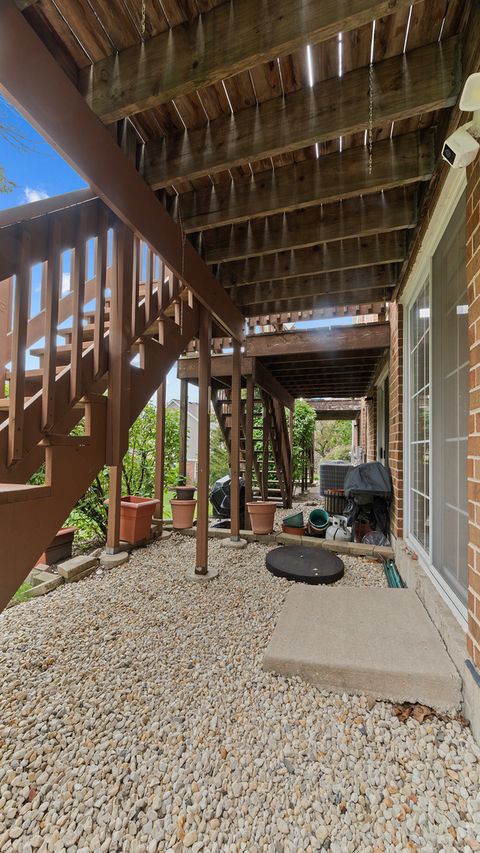 Tiny photo for 2060 Crossing Court, Lombard, IL 60148 (MLS # 12637746)