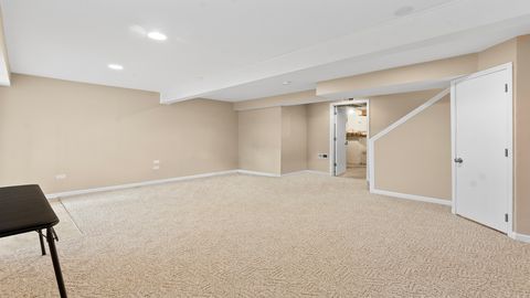 Tiny photo for 2060 Crossing Court, Lombard, IL 60148 (MLS # 12637746)