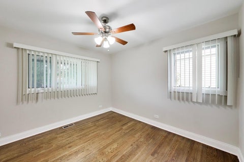 Tiny photo for 655 Thornwood Drive, Buffalo Grove, IL 60089 (MLS # 12793685)