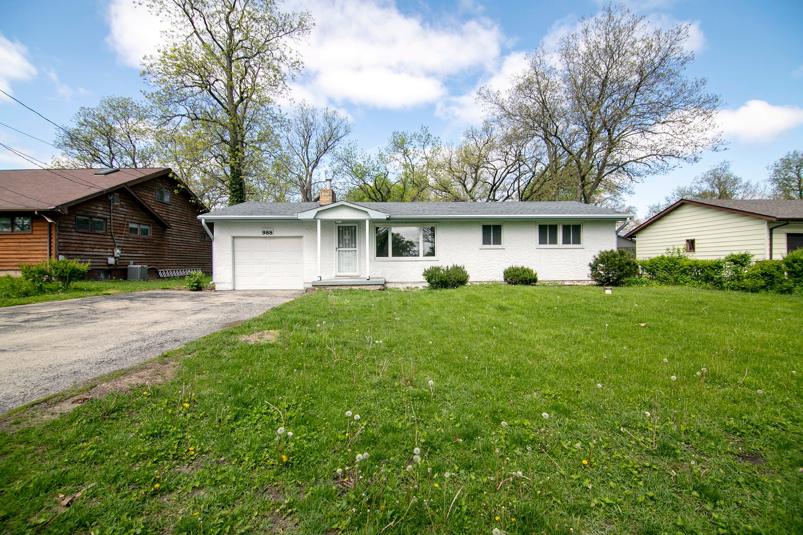 988 Spruce Lane