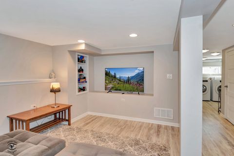 Tiny photo for 15201 Lavergne Avenue, Oak Forest, IL 60452 (MLS # 12560133)