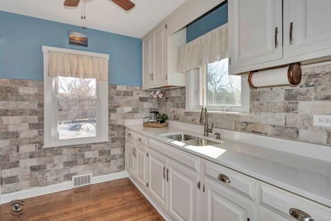 Tiny photo for 15201 Lavergne Avenue, Oak Forest, IL 60452 (MLS # 12560133)