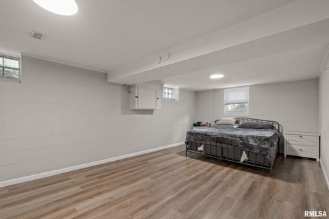 Tiny photo for 15 RIVERVIEW Lane, Bettendorf, IA 52722 (MLS # QC4265995)