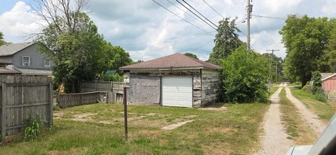 Tiny photo for 314 N Market Street N, Hoopeston, IL 60942 (MLS # 12426133)