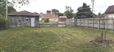Tiny photo for 314 N Market Street N, Hoopeston, IL 60942 (MLS # 12426133)