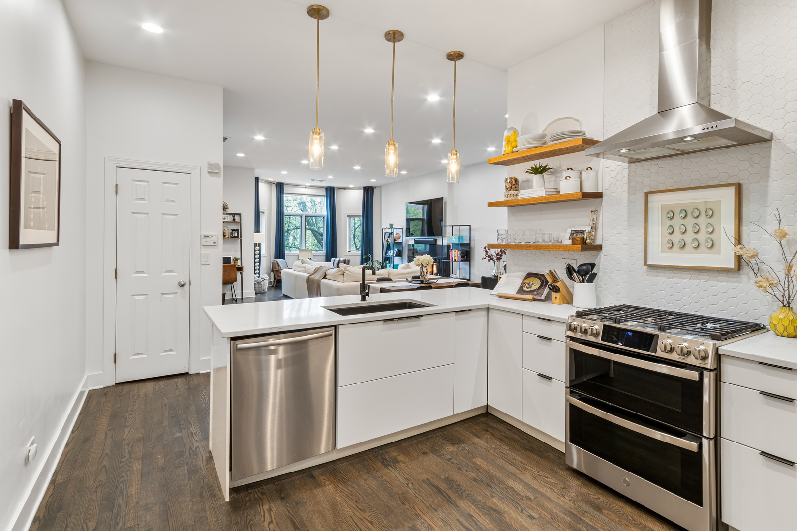 2629 N Ashland Avenue 3A