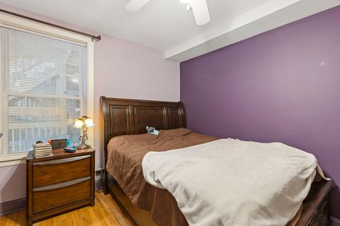 Tiny photo for 945 W GORDON Terrace #2W, Chicago, IL 60613 (MLS # 12485243)
