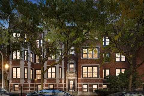 Photo of 945 W GORDON Terrace #2W, Chicago, IL 60613 (MLS # 12485243) Photo of 945 W GORDON Terrace #2W, Chicago, IL 60613 (MLS # 12485243)