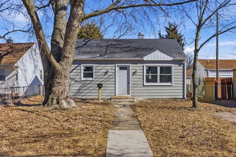Photo of 222 Park Drive, Joliet, IL 60436 (MLS # 12578392)