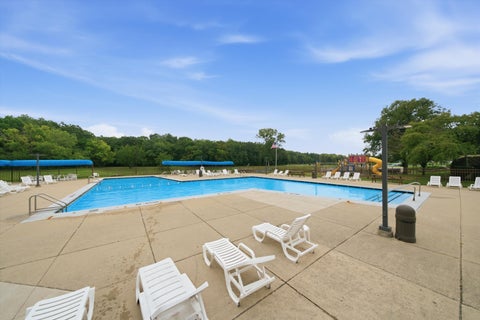 Tiny photo for 26 Jamaica Colony #3, Fox Lake, IL 60020 (MLS # 12695706)