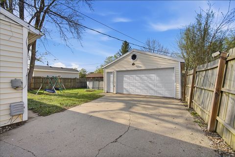 Tiny photo for 403 Sunset Drive, Leroy, IL 61752 (MLS # 12612539)