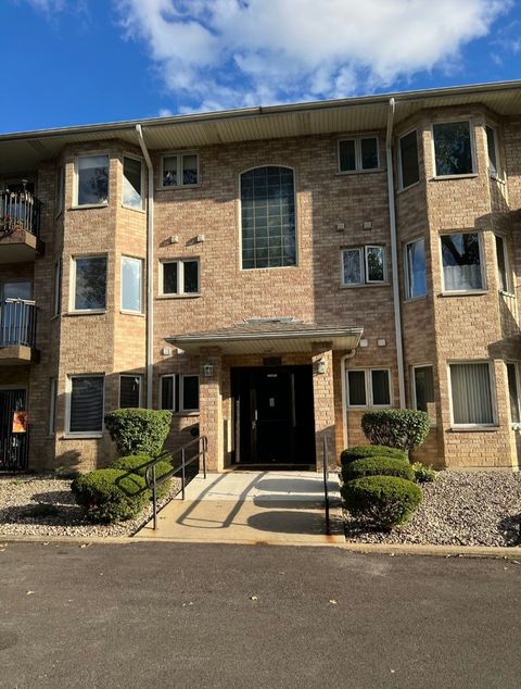 Tiny photo for 10228 Southwest Highway #1C, Chicago Ridge, IL 60415 (MLS # 12491190)