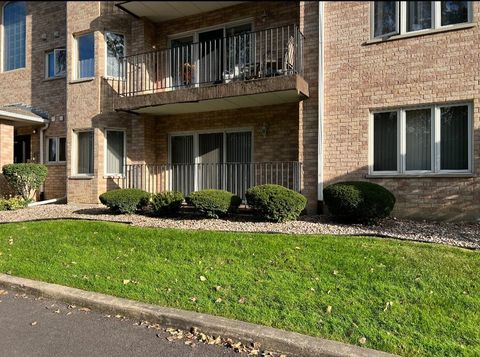 Tiny photo for 10228 Southwest Highway #1C, Chicago Ridge, IL 60415 (MLS # 12491190)