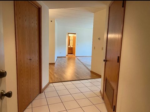 Tiny photo for 10228 Southwest Highway #1C, Chicago Ridge, IL 60415 (MLS # 12491190)